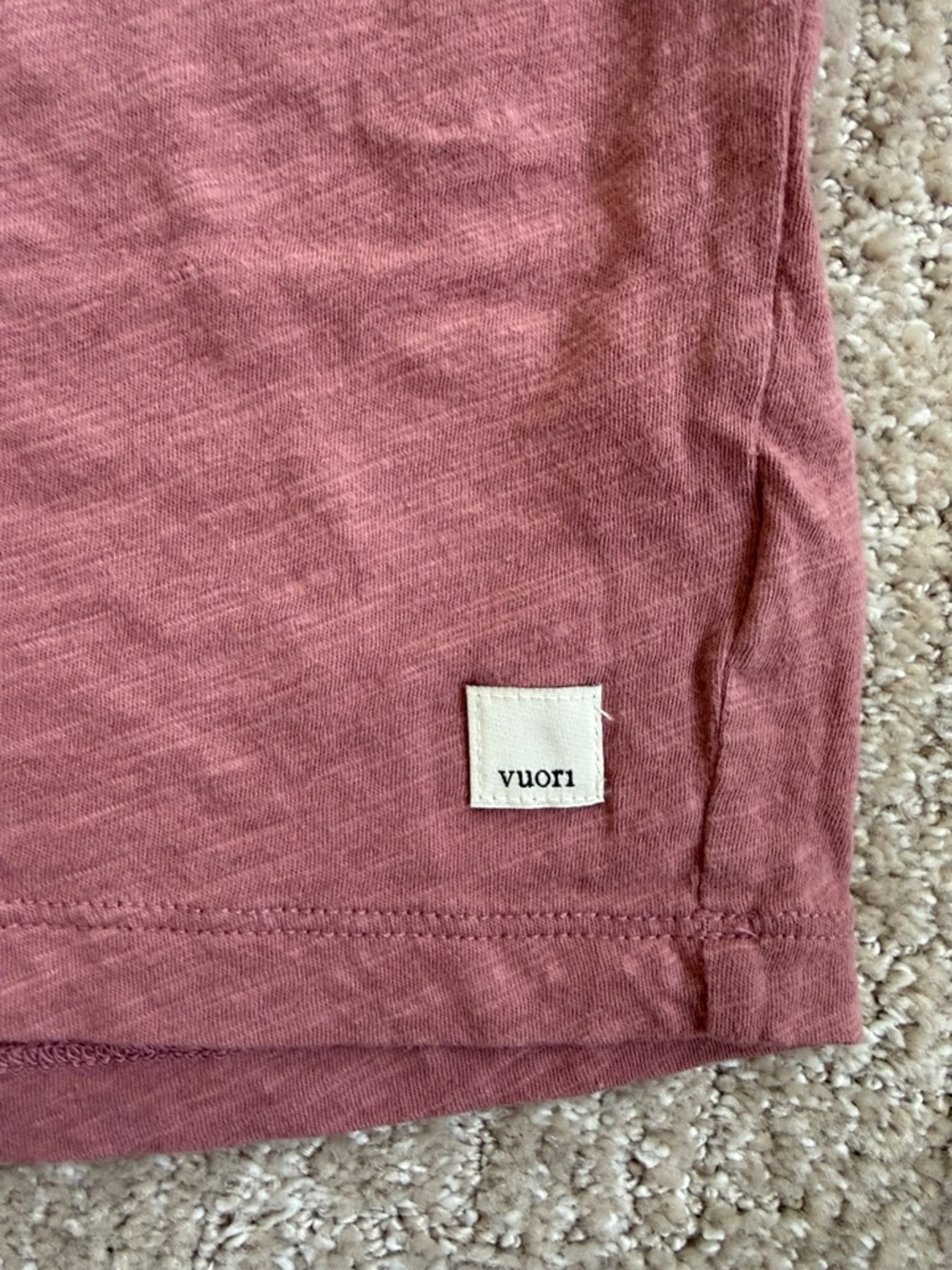 Vuori Women’s short sleeve tee size M - Picture 2 of 8